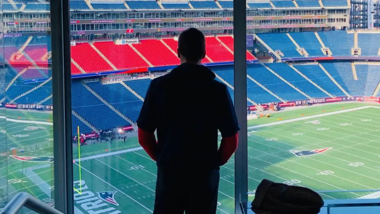 Tom Brady Says Goodbye To Gillette Stadium, Thanks Fans For 2018