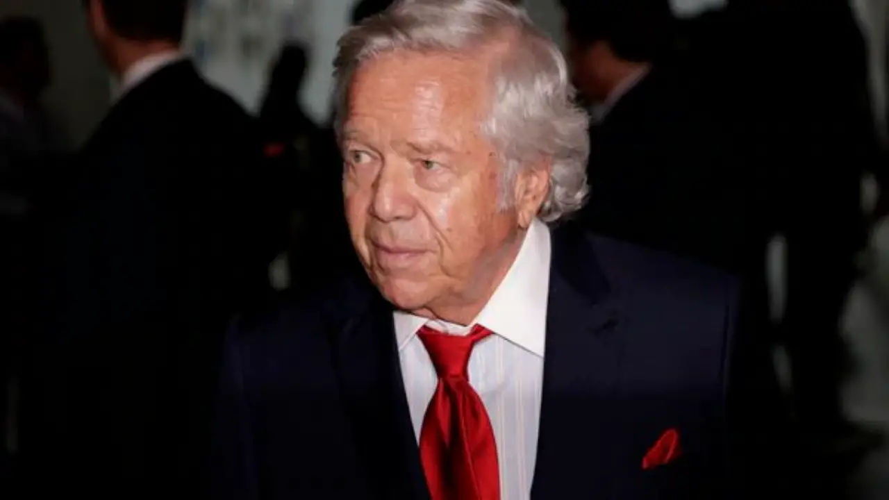 Report Robert Kraft Charged In Florida Prostitution Sting 2090