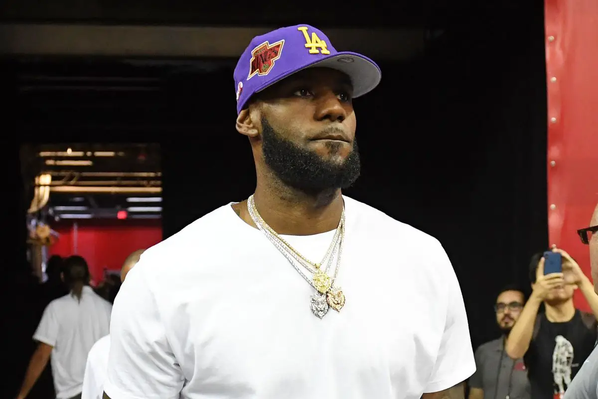 lebron lakers hats