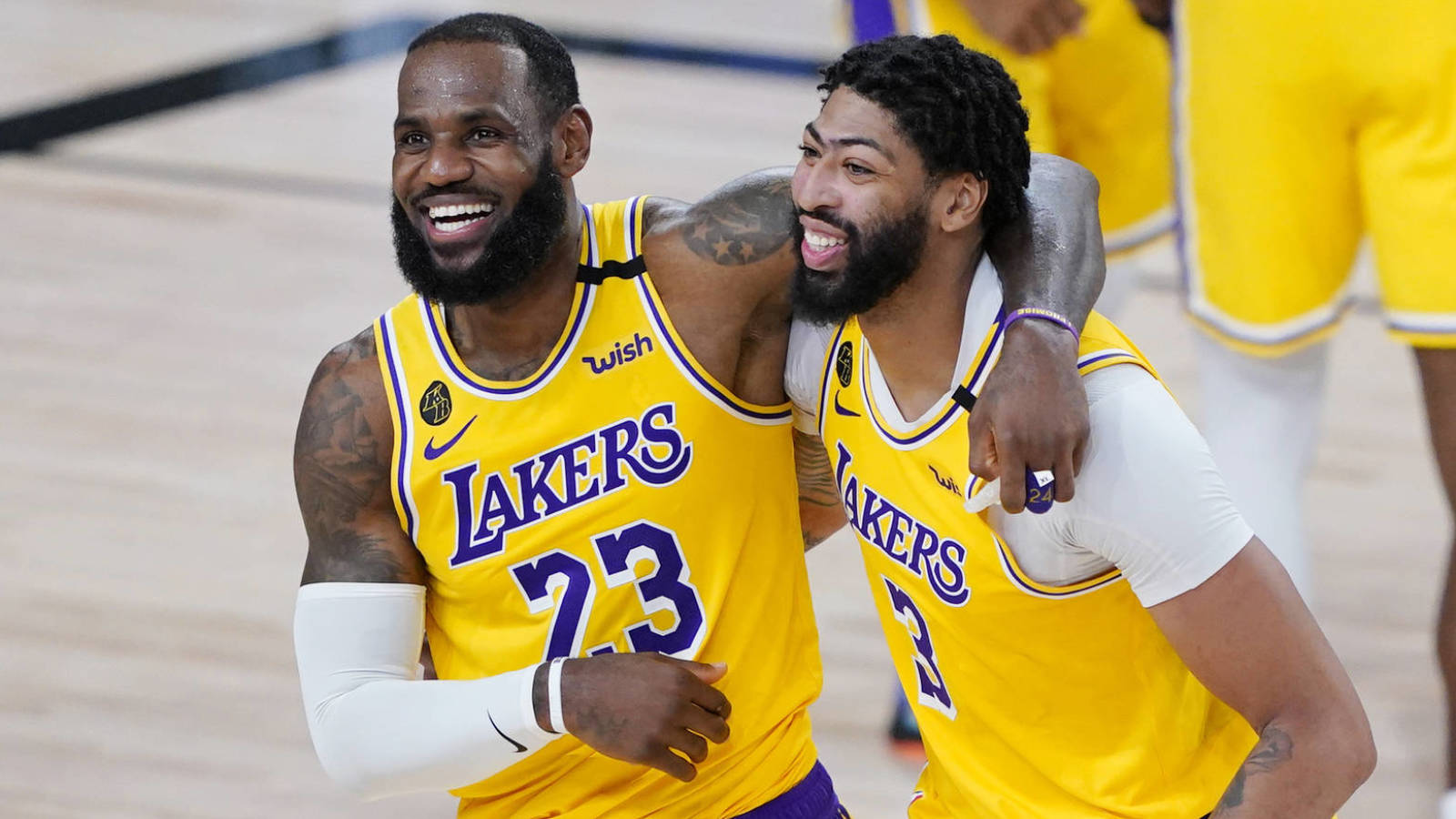 lebron-james-anthony-davis-comment-on-lack-of-lakers-trade